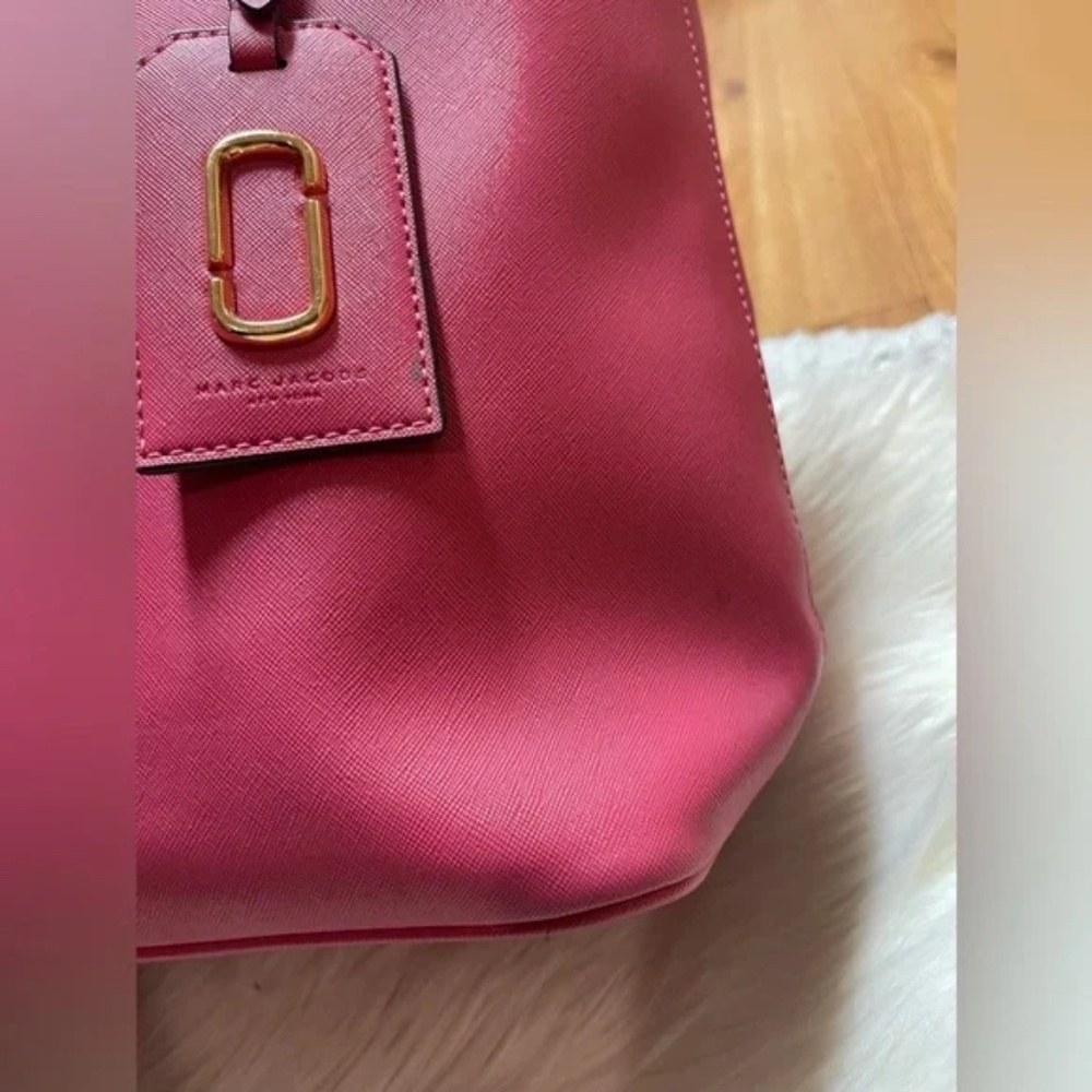 Marc Jacobs Pink Saffiano Tote - Picture 7 of 10